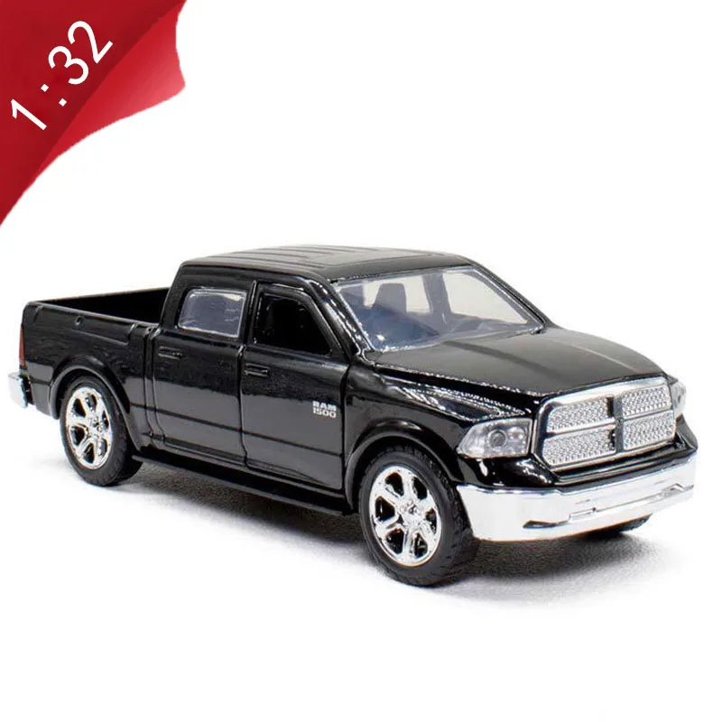 

1/32 Scale 1500 2013 alloy die-cast retro simulation static muscle toy car model kids children gifts collection indoor display