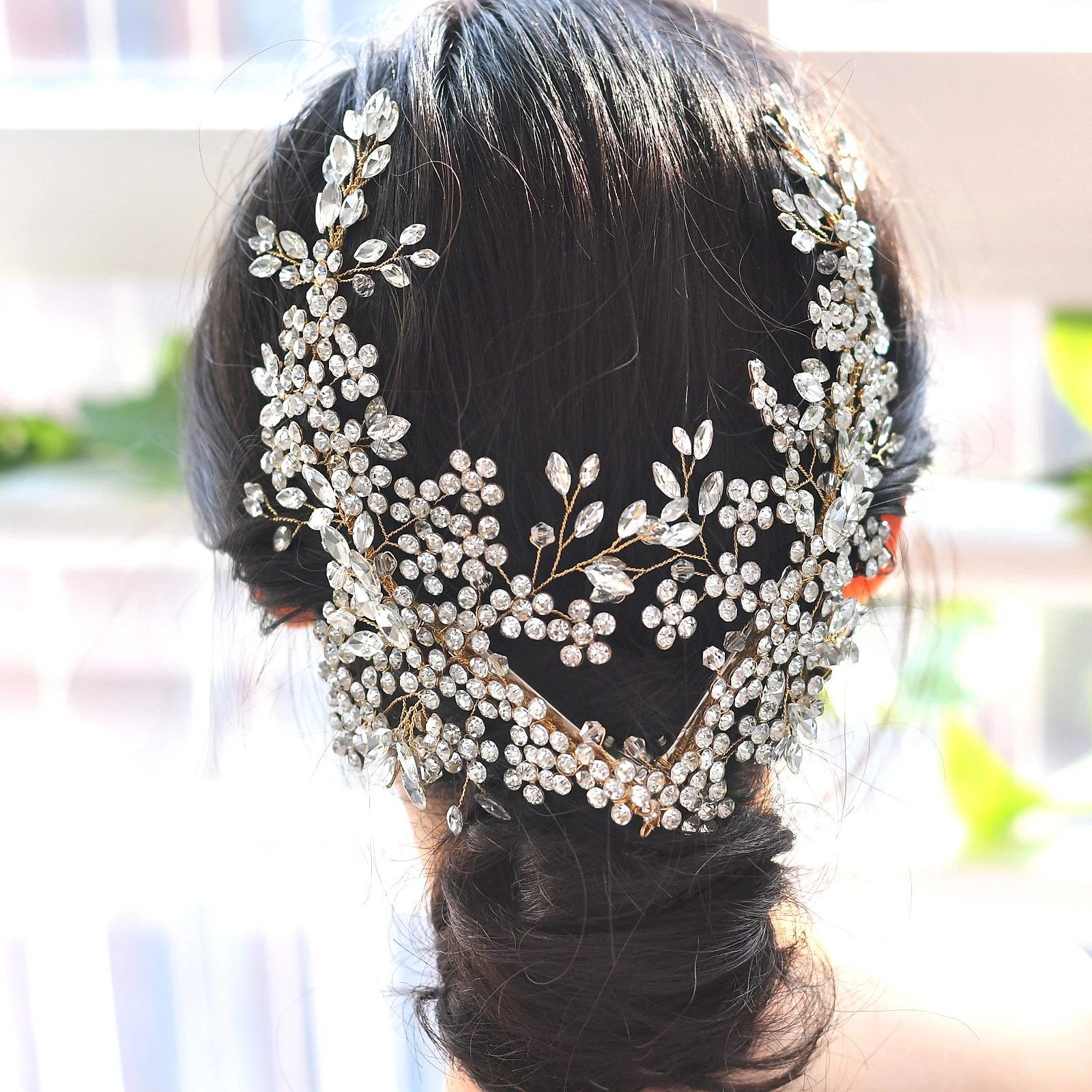 

Женская тиара из блестящих серебряных и золотых волос, свадебный головной убор с кристаллами для невесты, украшения для волос Стразы