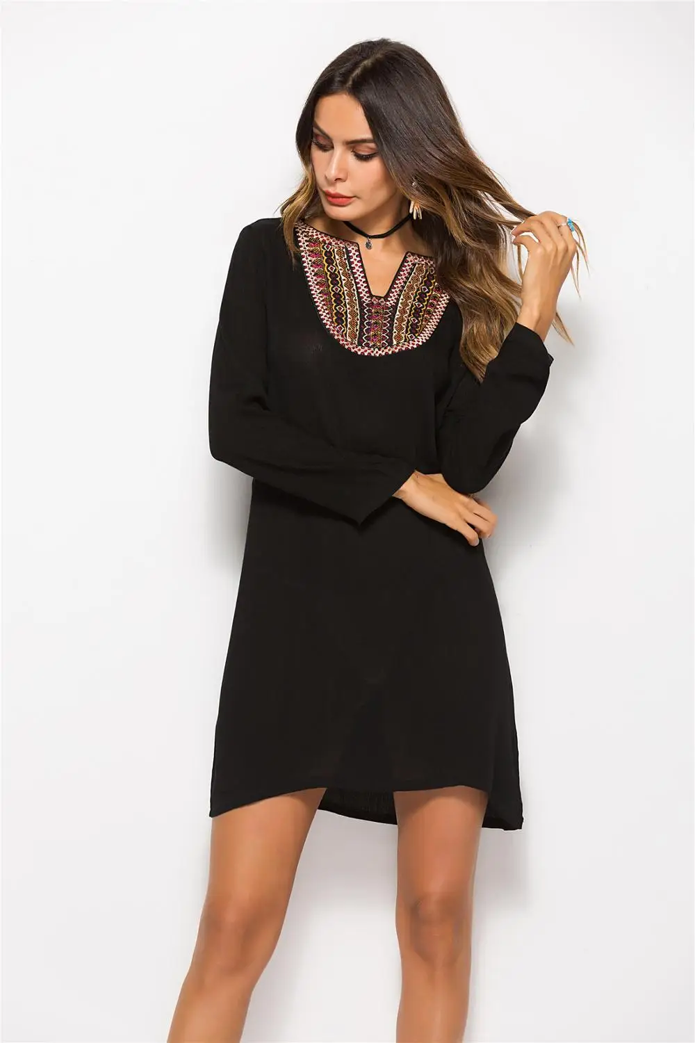 

National Embroidery Large Size African Dress Solid V-neck Long Sleeve Women Dress