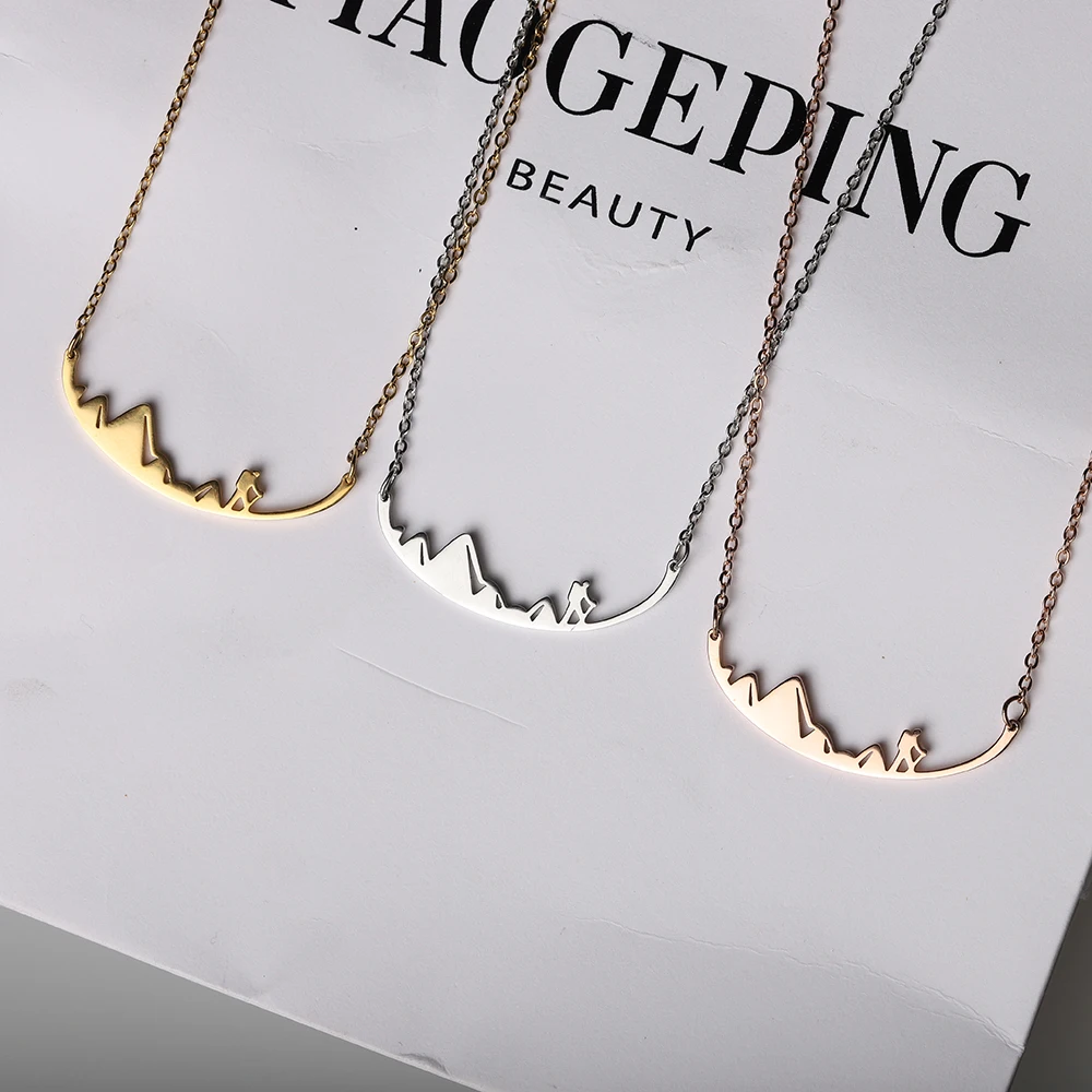 Женское ожерелье с подвеской в стиле минимализма