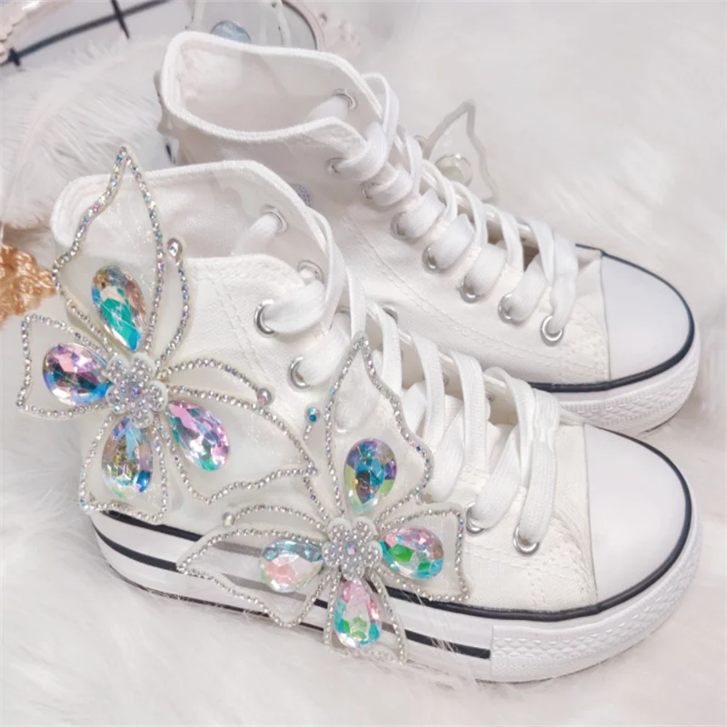

2021 new spring and autumn fresh and sweet windproof canvas shoes breathable graffiti flat lace-up women's shoes