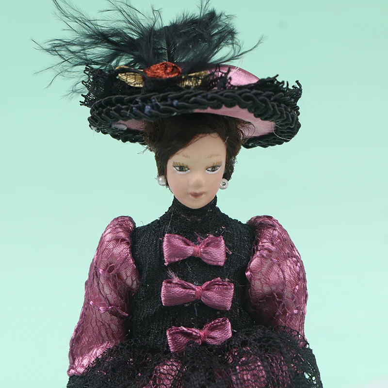 

1:12 Doll House Victorian Ceramic Doll Model Movable Purplish Red Pleated Dress Dolls with Fashion Dress for Girls Toy