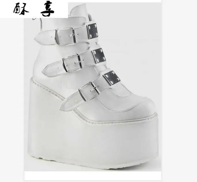 Новинка Зимние сапоги с металлической пряжкой Ботильоны женские ботфорты в