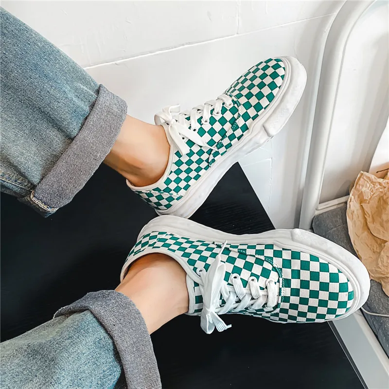 

Men's Casual Canvas Shoes 2021 New Lattice Fashion Sneakers Breathable Low Top Tenis Masculino Sneakers Men Shoes for Men