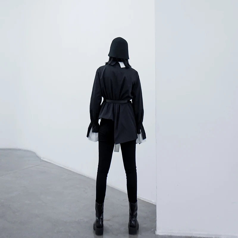 Дизайнерские Пальто и куртки CHEERART Женская Асимметричная куртка Черное короткое