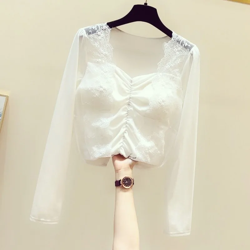 Женская приталенная бархатная блузка с квадратным воротником кружевная