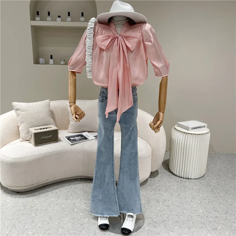 

Women's Spring Summer 2021 Niche Design Fashion Retro Bowknot Collar Shirt Solid Loose Top