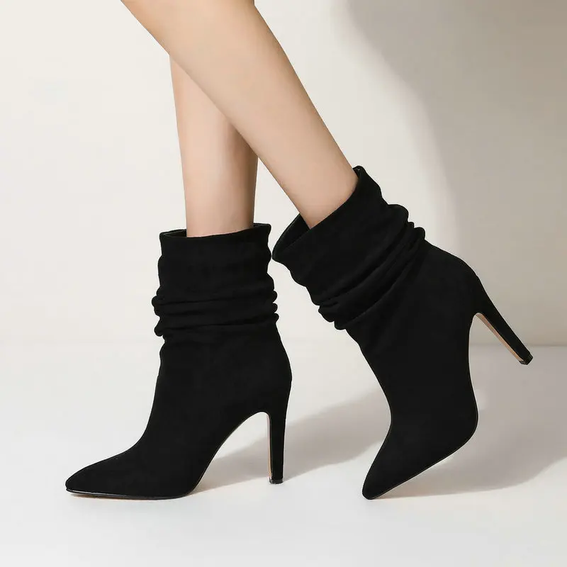 

Women's Shoes