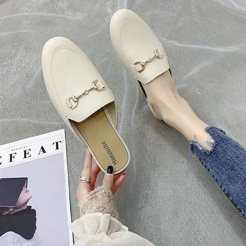 

2021 Brand Designer Women Slippers Slip On Mules Low Heels Casual Shoes British Buckle Slides Square Toe Heels Summer Footwear