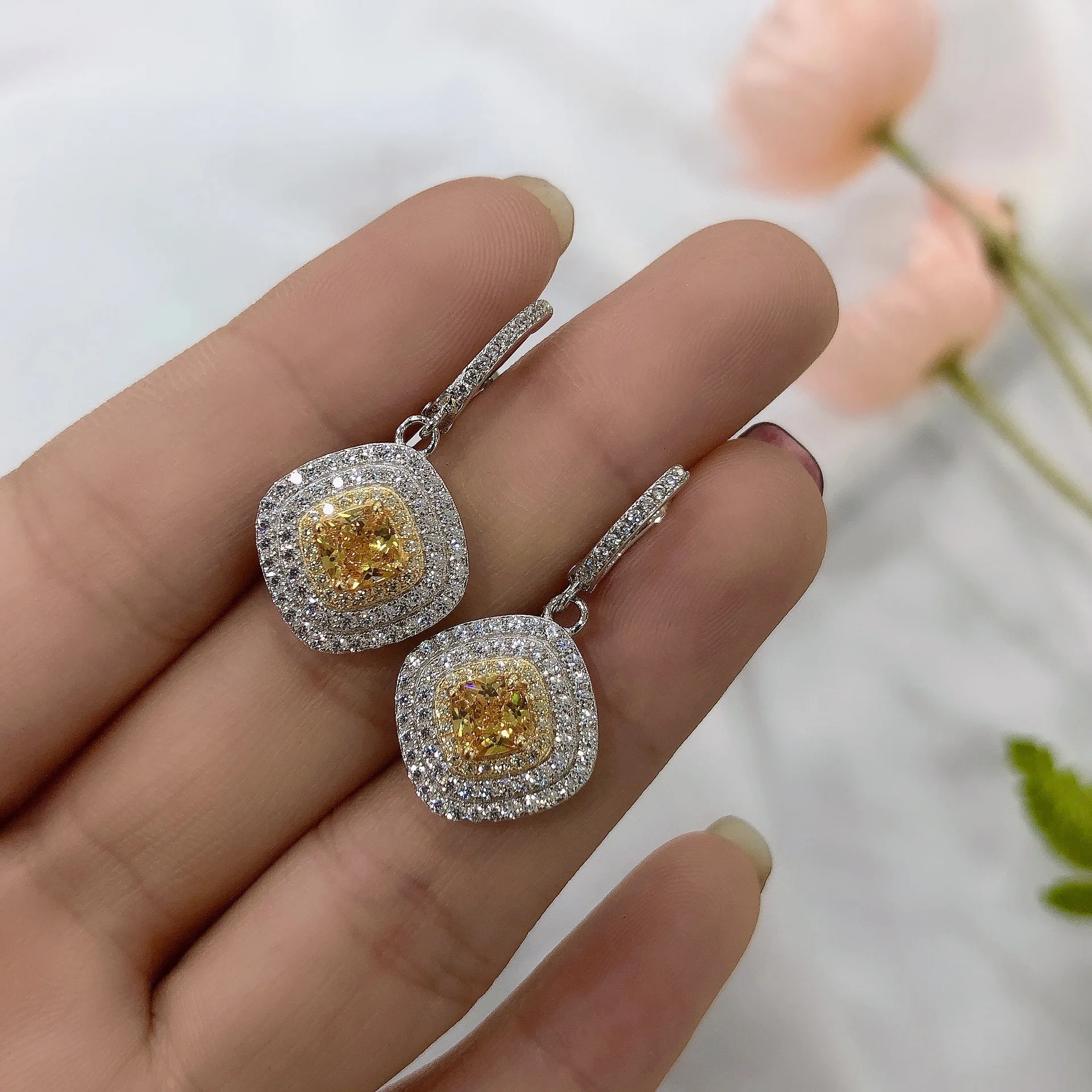 

Shipei Luxury 100% 925 Sterling Silver Created Moissanite Citrine Gemstone Wedding Engagement Drop Dangle Earrings Fine Jewelry
