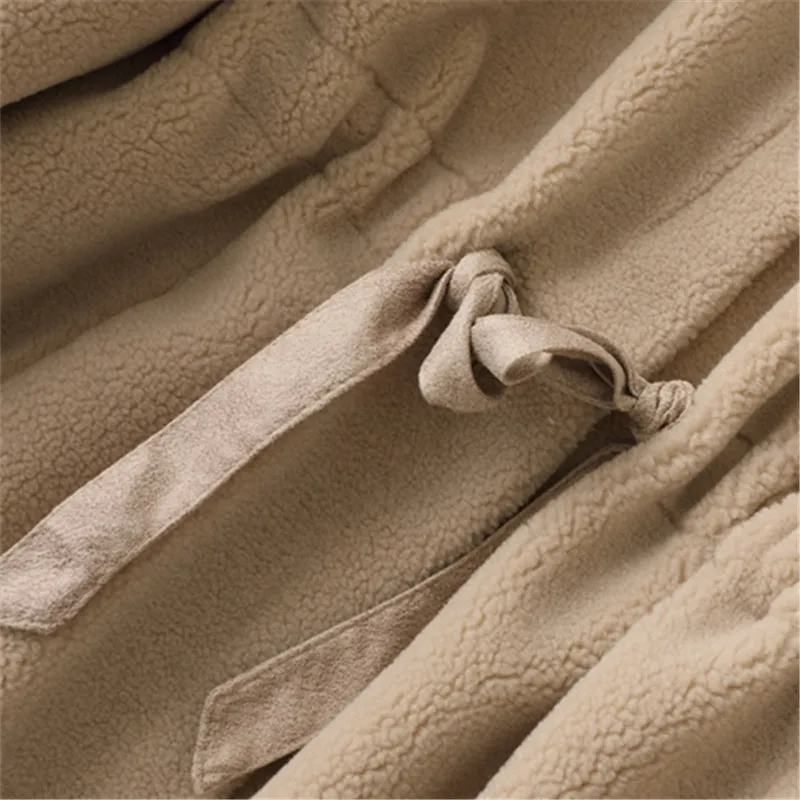 Зимнее шерстяное меховое пальто женское пушистое натуральное кашемировое с