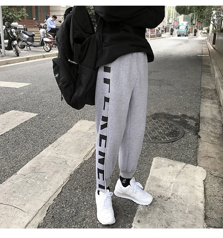 Plus Velvet Thick Joggers Pants Men's Fashion Letters Printed Casual Sweatpants Men Street Wild Hip Hop Loose Trousers Mens