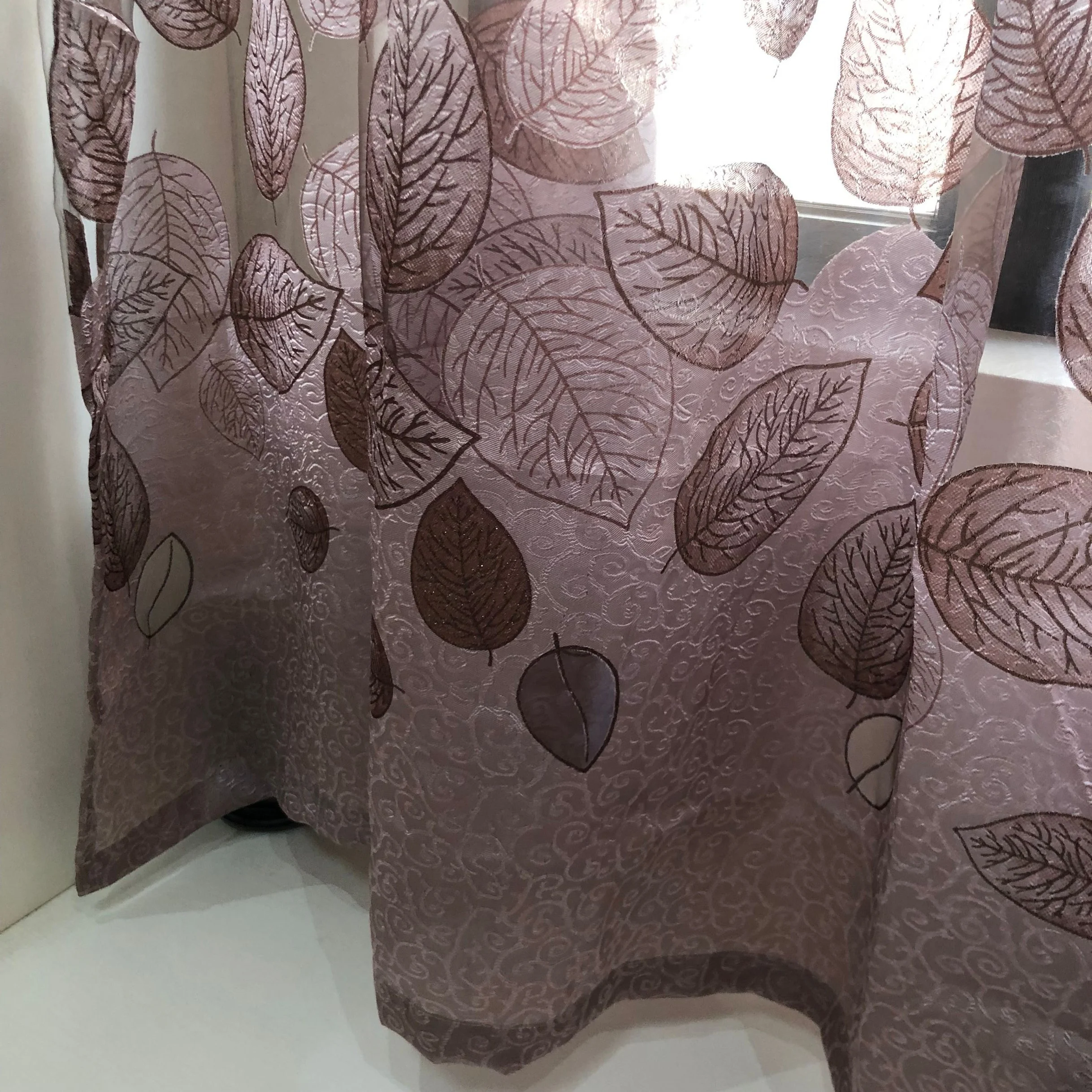 Шторы на окна с узором в виде листьев прозрачные шторы из тонкой ткани для