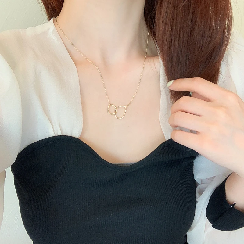 

Trendy Jewelry Geometric Pendant Necklace Hot Sale Single One Layer Golden Plating Thin Chain Necklace For Women Party Gifts