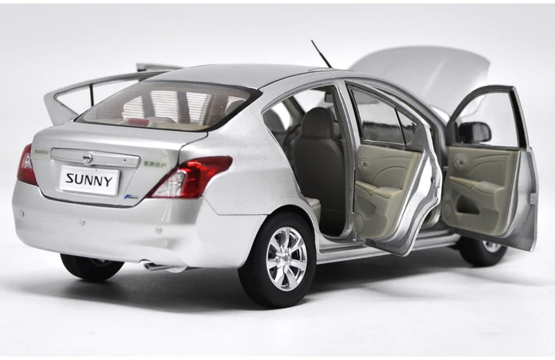 1:18 Nissan Солнечный сплав модель автомобиля статические высокой моделирования металлические модельные автомобили с оригинальной коробкой