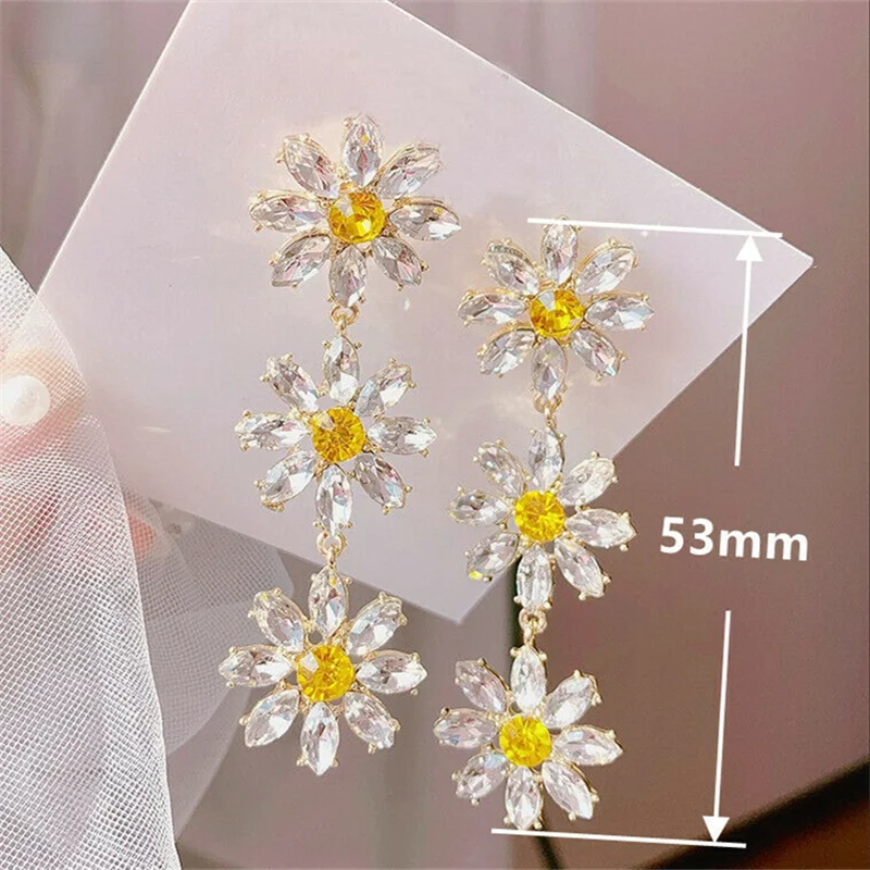 

Summer Fresh Rhinestone Shiny Earrings Flower Elegant Temperament Ear Jewelry