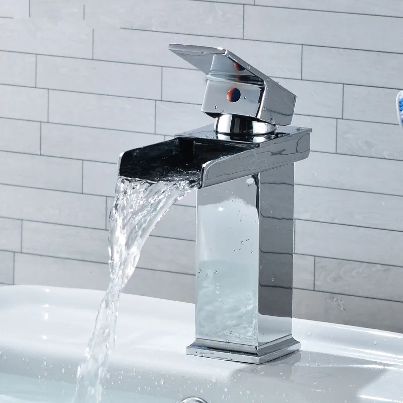 Водопад в ванной комнате светодиодный кран водопад латунный Смеситель для