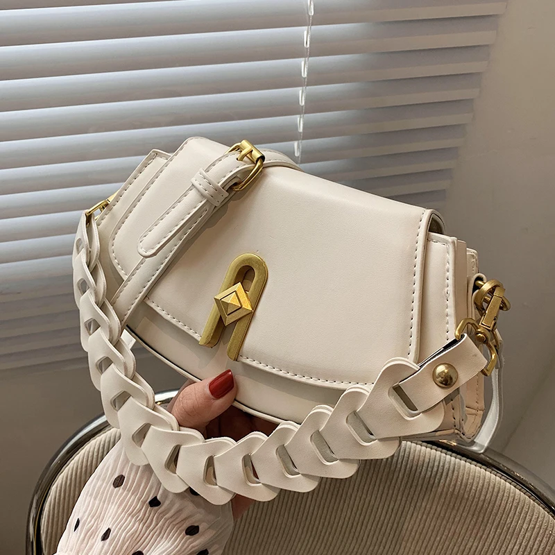 

New Woman Shoulder Bag Fashionable Simple Chain Messenger Bag High Quality Luxury Designer Handbag 2021 New Female Underarm Bag