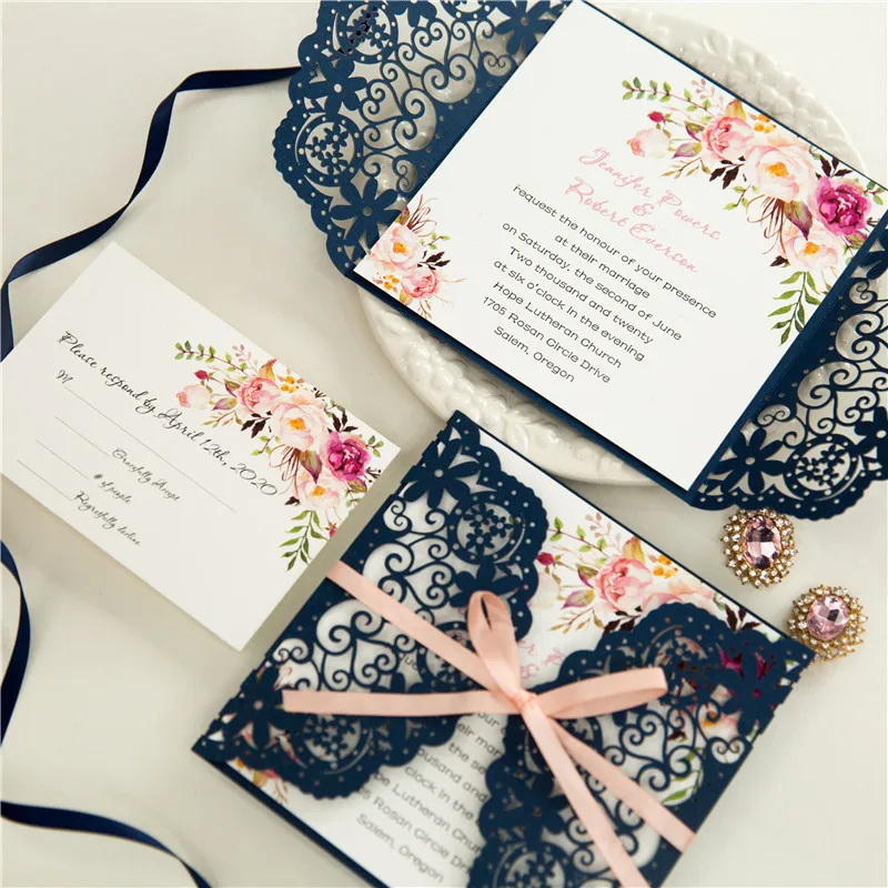 Convite de casamento com flor cortada a laser, cartão azul marinho, rosa, fita, convites de quinceanera para casamento, rsvp, ictrês (10)