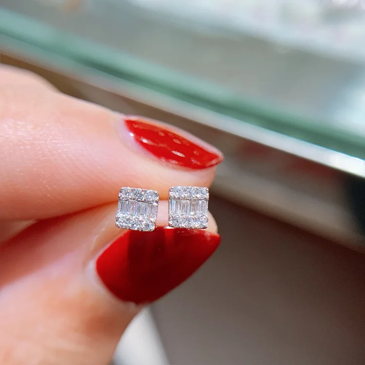 

Серьги-гвоздики женские из серебра 925 пробы с микрофианитами, 2020
