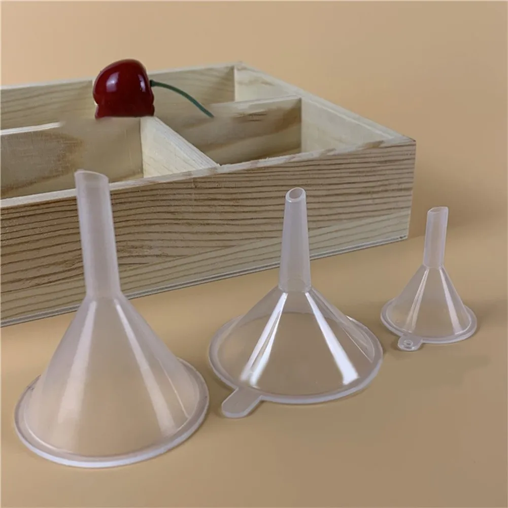 

10 Pcs Small Plastic Funnel Anti-fouling Diffusion Bottles For Canned Kitchen Tools Transparent Funnels For Kitchen