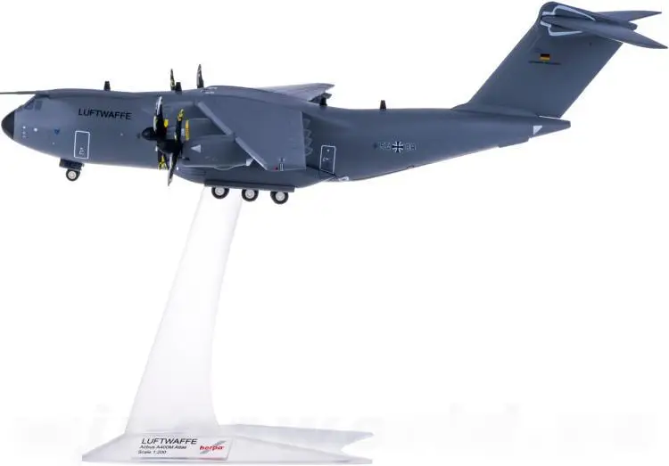 Herpa Wings Германия Luftwaffe Airbus A400M LTG62 воздушный транспорт крыло 62 54-08 1/200 литой самолет