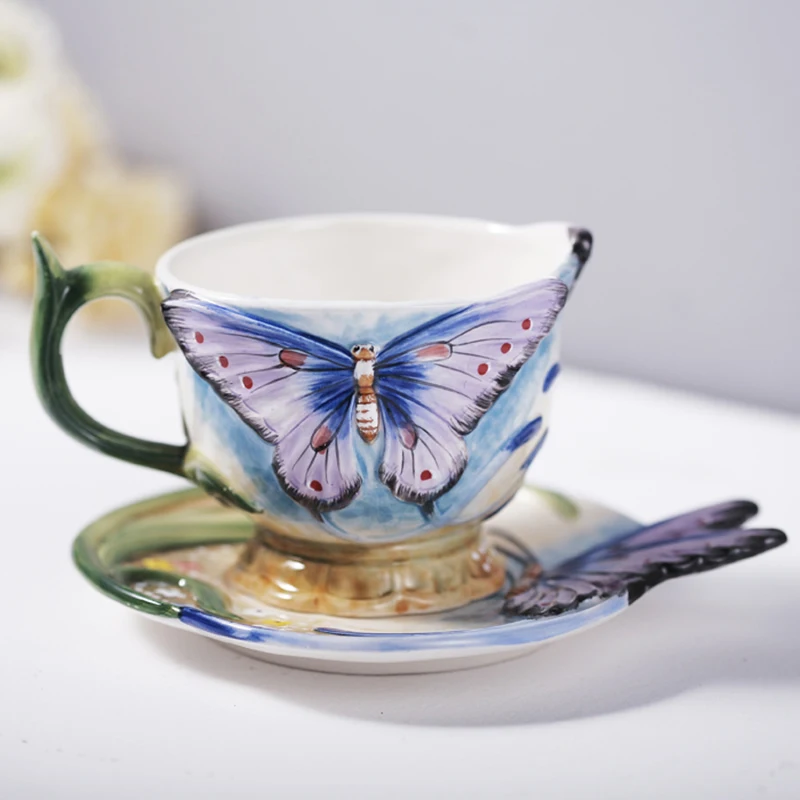 

Butterfly Teacup With Saucer Spoon Set 3D Ceramics Tea Cup Thermal Breakfast Coffee Mugs Water Bottle Christmas Brithaday Gift