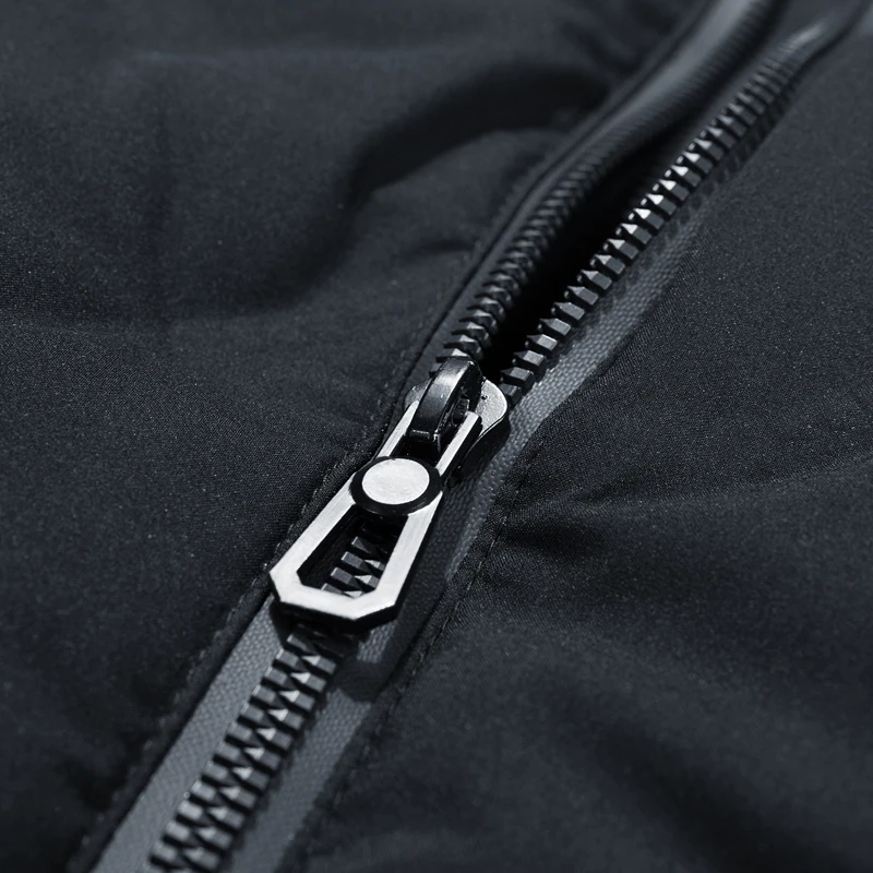 Мужская повседневная куртка на белом утином пуху теплая однотонная с воротником