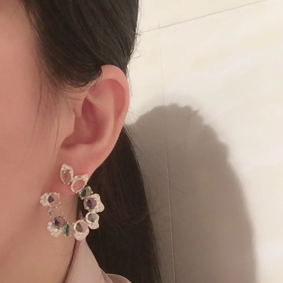 

Color Crystal Earrings Irregular Retro Baroque Creative Super Fairy Fresh Face Geometric Circle Earrings