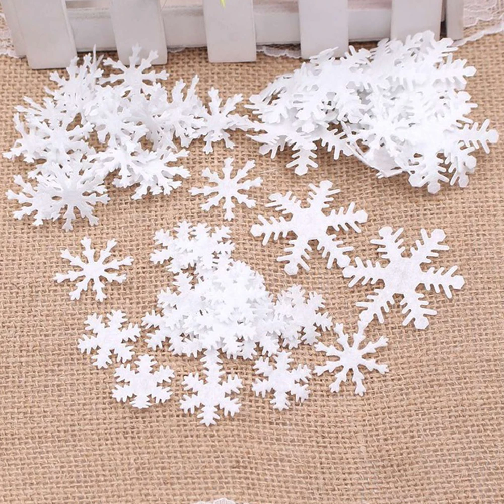 

100 PCS Christmas Snowflake Ornaments Delicate Non-woven Snowflake Holiday Party Home Decor White 4CM