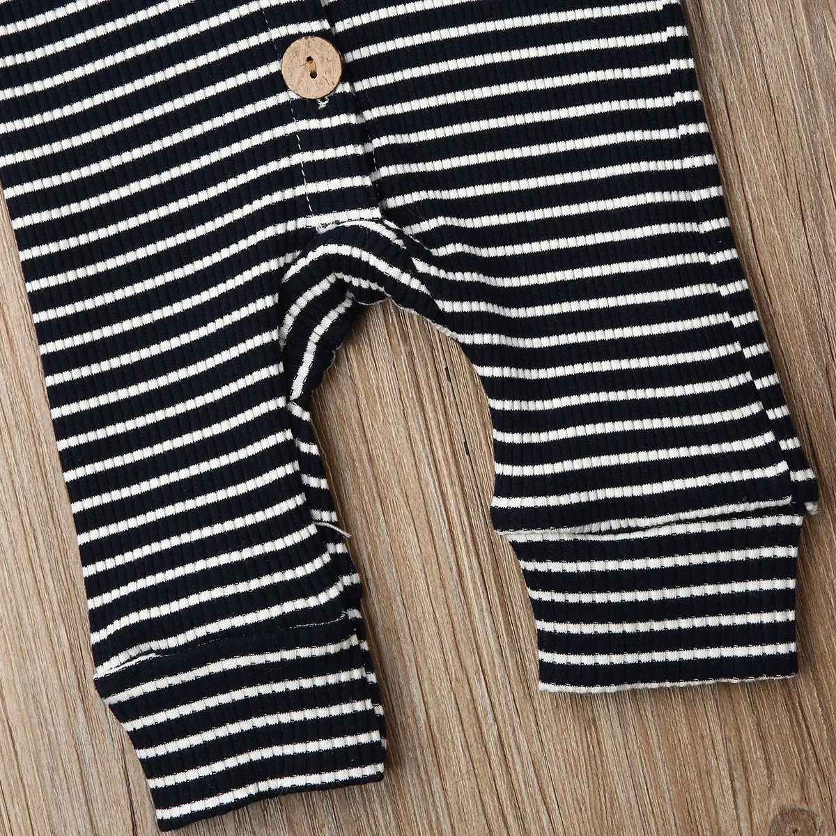 

Spring Autumn Baby New Clothing Girl Stripe Ripped Romper Long Sleeve Jumpsuit Boy Playsuit Newborn Outfit Kids Warm Clothes