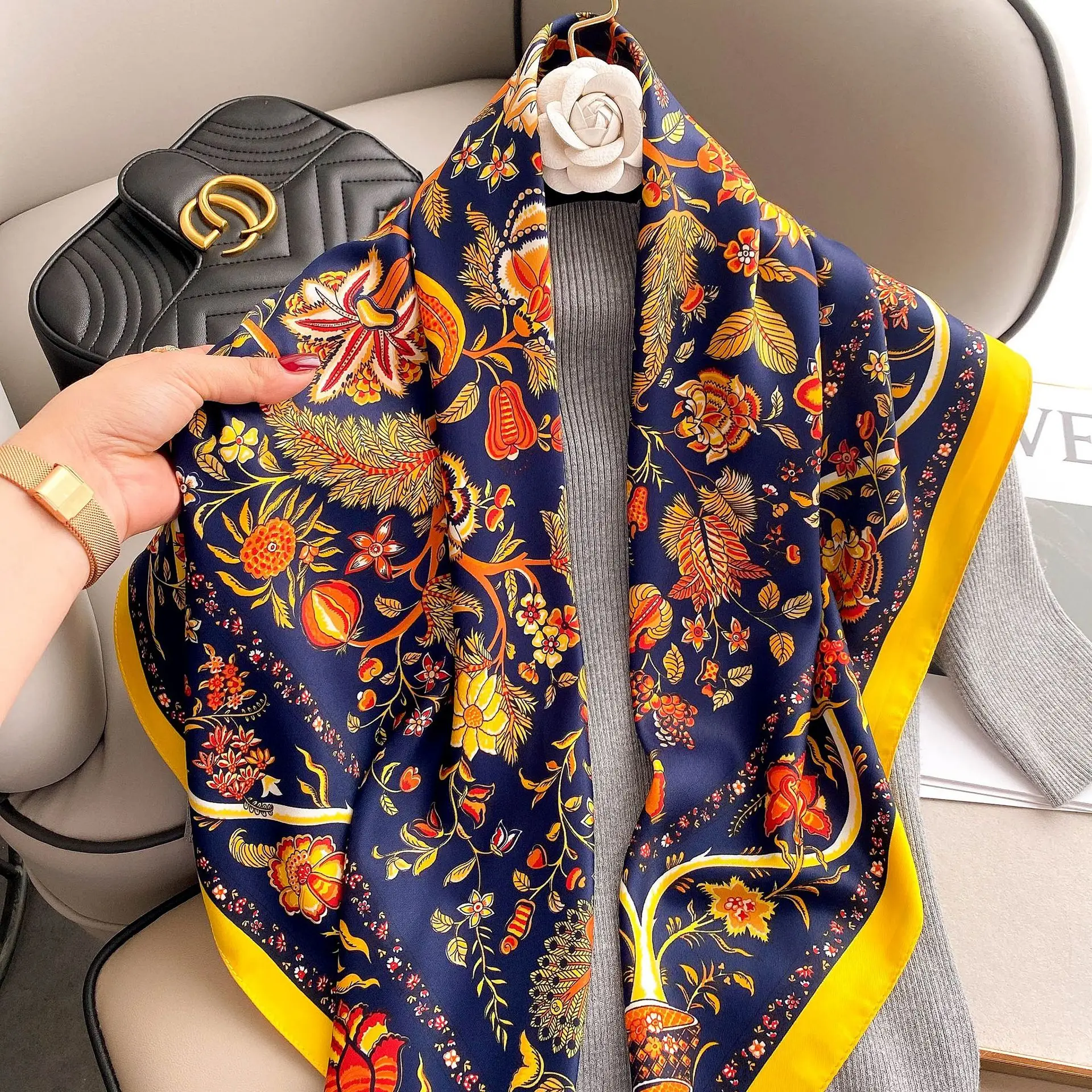 

Ручные стежки шелковая саржа 90 большой квадратный шарф подарок; Новинка; Оксфорды для женщин с цветочным узором и платок высокого качества ...