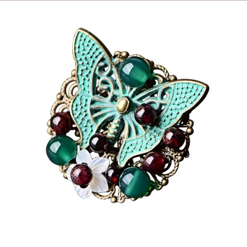 Старинная медная бабочка с зелеными агатами и гранатовый камень бисер