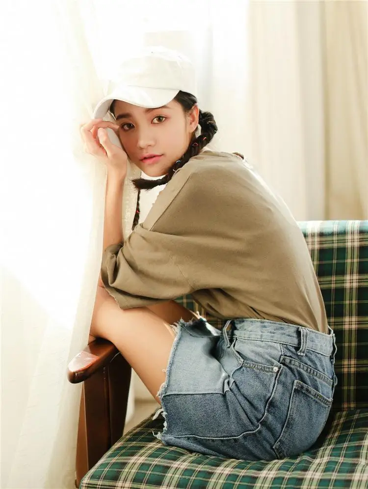 

2020 Summer Fashion lvory T Shirt Women Woman Tshirt sky