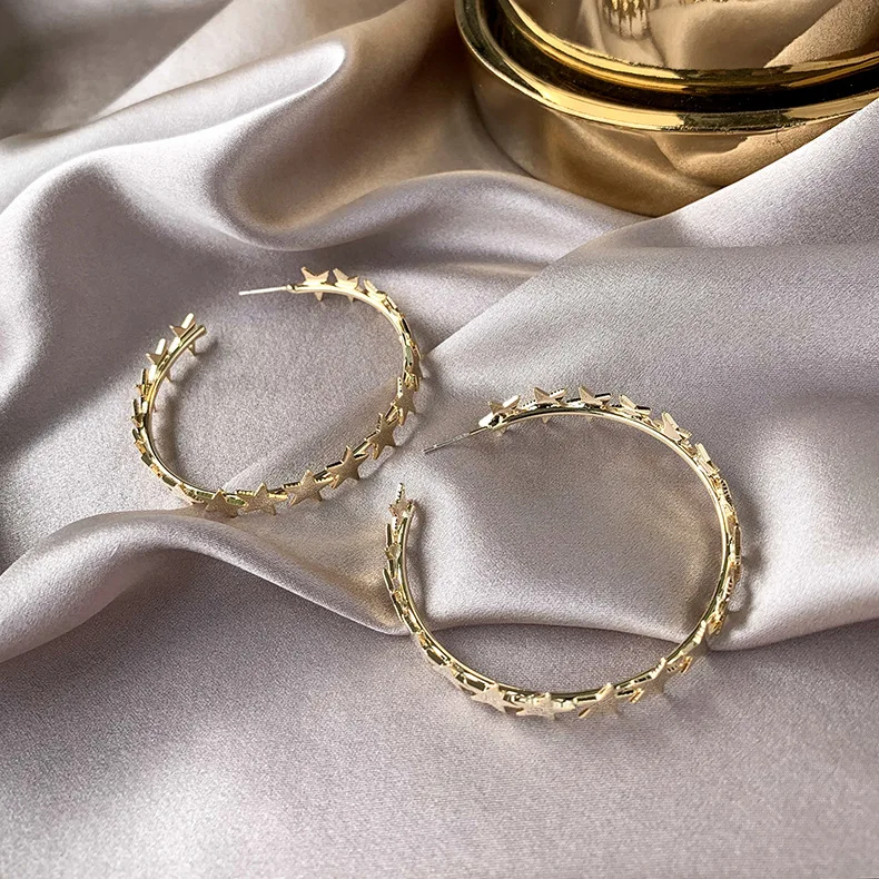 Крупные геометрические серьги кольца в форме звезды модные виде пентаграммы