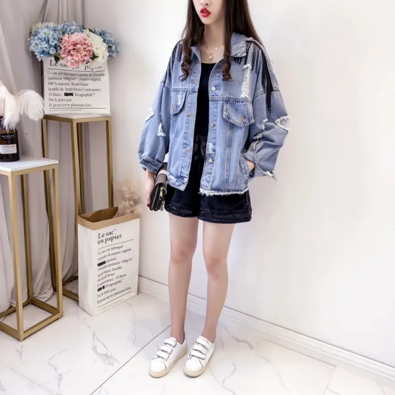 

Harajuku Back Embroidered Flares Sequins Womens Denim Jackets Beading Tassel Hole Ripped Patchs Long Sleeve Female Loose Coats