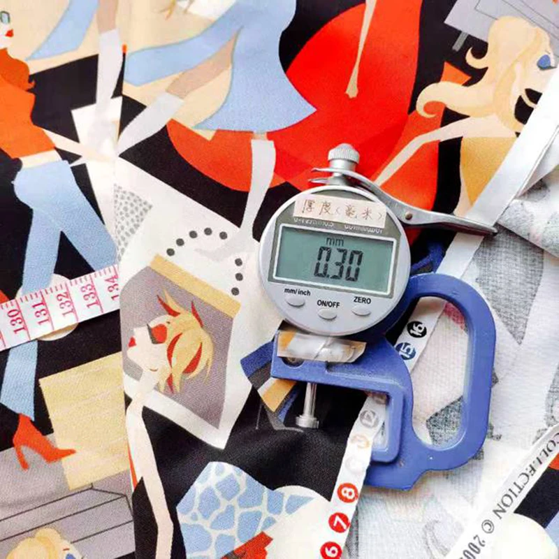 Новое платье хлопковая ткань красивая модная одежда для девочек показ пошив