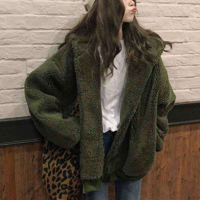 

Women Autumn Winter Thick Lambwool Short Coat Jackets Ladies Hooded Zipper Overcoat Outer Wear Parka Vintage Plus Size Loose