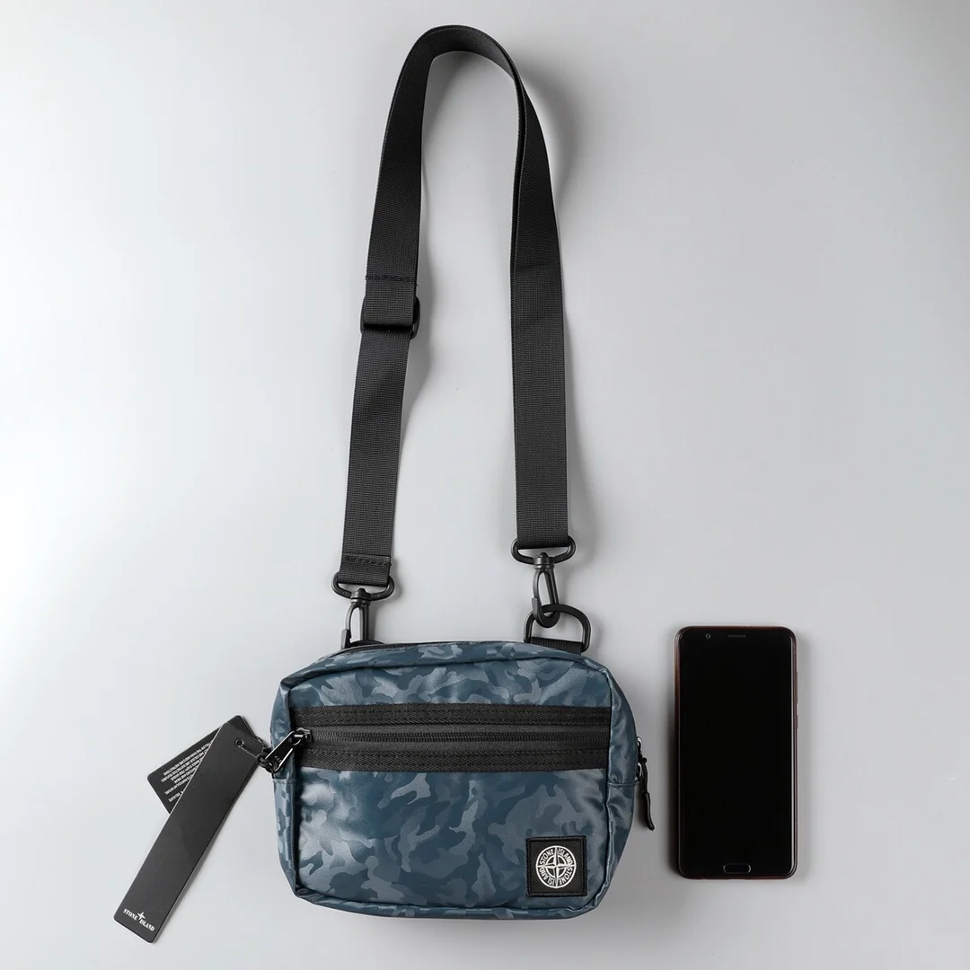 

Stone island 2021 Camouflage Embroidery Messenger Shoulder Bag 20*15*8CM | ST012