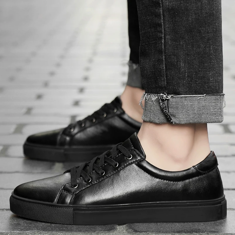 

Genuine Leather Shoes Men outdoor Sneakers Casual Male Footwear Fashion Brand Shoes lace up with fur warm Mens black Sneakers