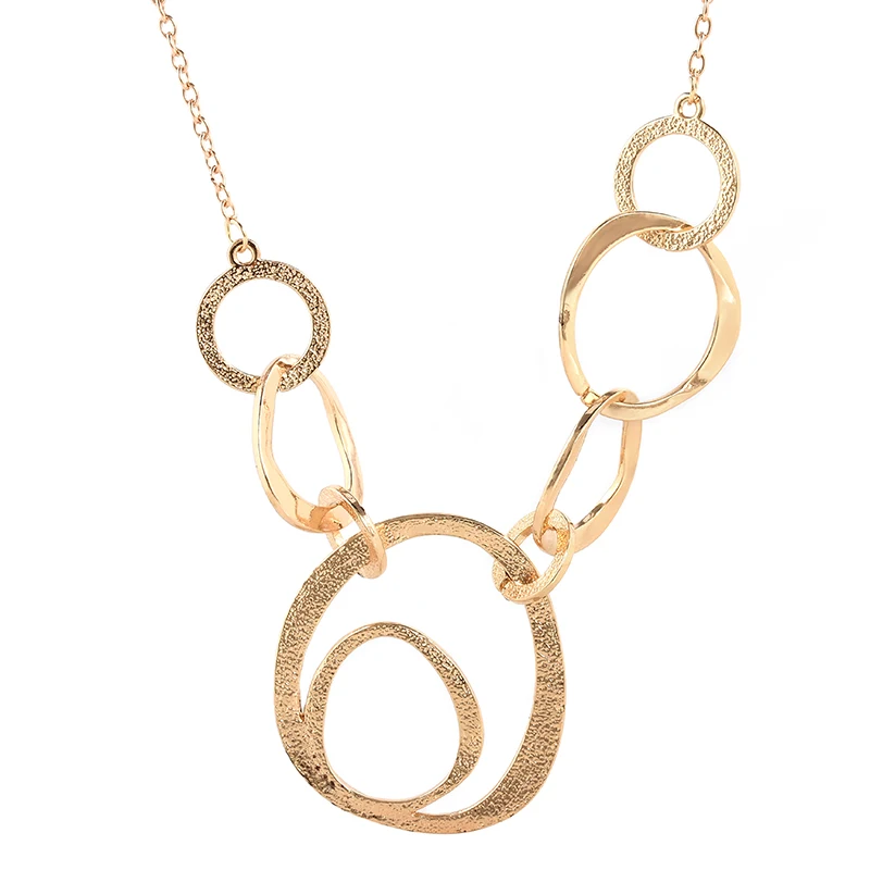 Exaggerated Classical Fashion Annulus Choker Necklace - Statement Jewelry for Women, Perfect for Sweaters image 4