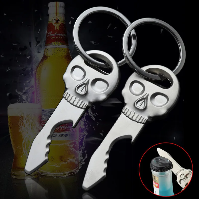 

Skull Keychains Metal Serrated Corkscrew Pendant Car Keyholder Bag Charm Keyring Skeleton Head Keyfobs Cosplay Jewelry Accessory