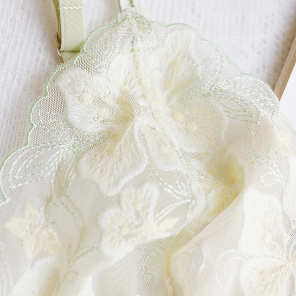 

Sexy Floral Embroide Lace Transparent Triangle Bra Top For Women Push Up Female Lingerie Breathable Bralette Thin Bras Underwear