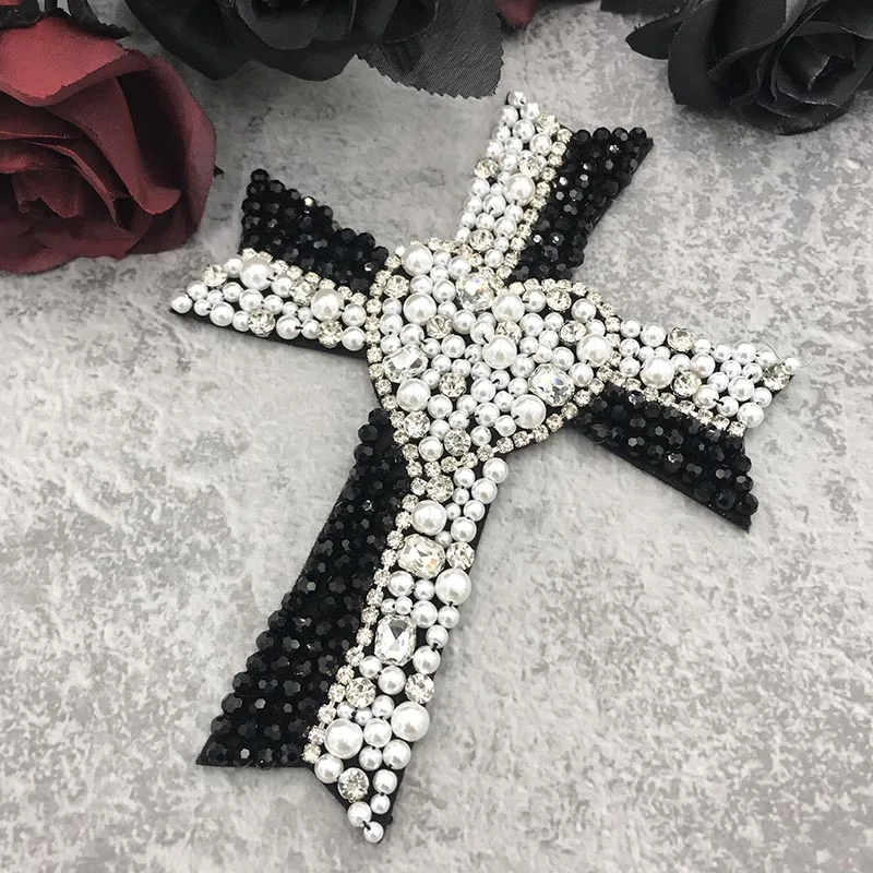 

New Handmade Rhinestone Pearl Beaded Patches Love Heart Cross Applicable Jacket Clothing Bags DIY Decorations