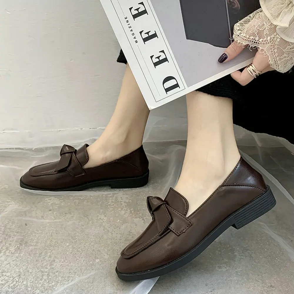 Новые Брендовые женские кожаные кроссовки без застежки Обувь на низком каблуке