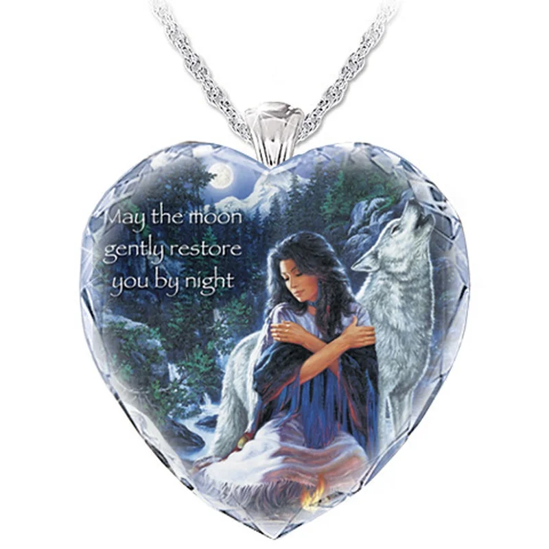 

2 Types Indian Girl and Wolf Warm Pendant Necklace for Women Exquisite Fashion Heart Crystal Glass Accessories Wholesale Jewelry