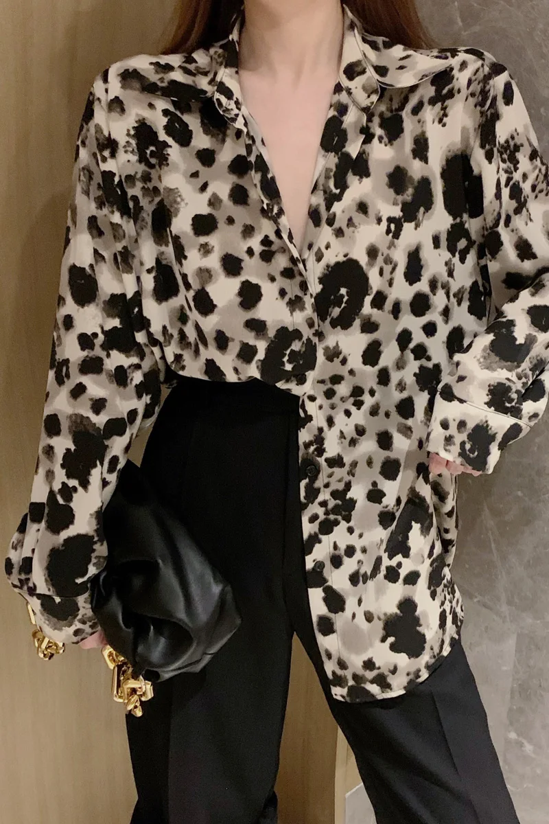 

COIGARSAM Vintage Full Sleeve Shirt Womens tops Chiffon Women shirts Leopard Grain 0355