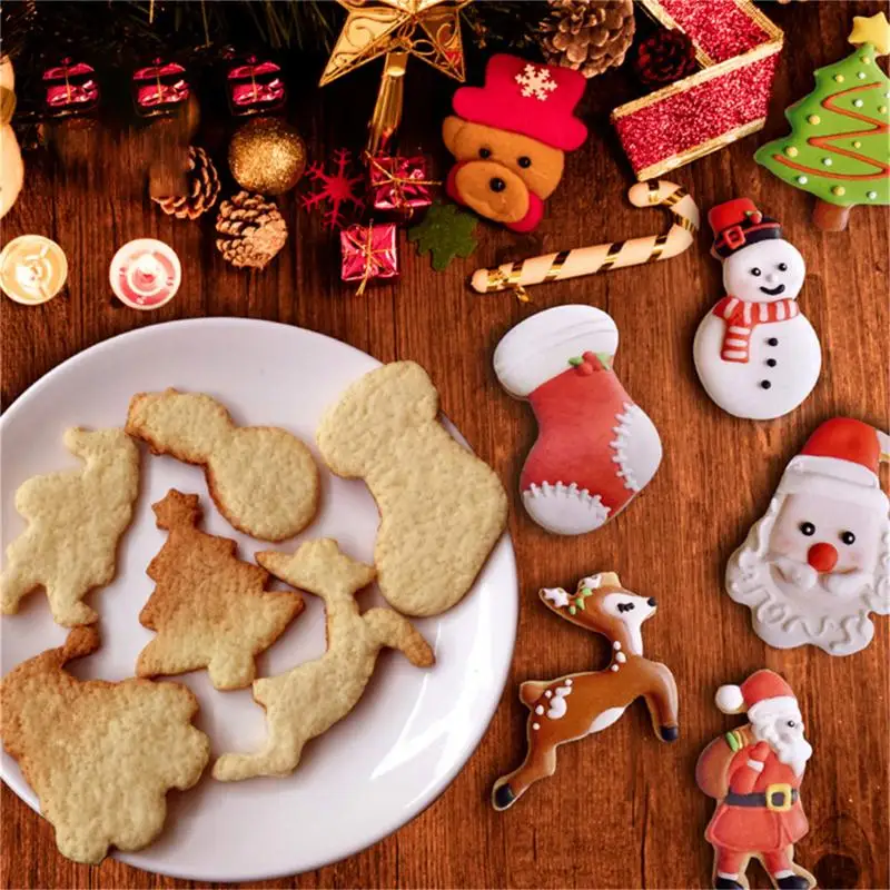 

6Pcs/set Christmas Cookie Cutter Gingerbread Xmas Tree Mold Christmas Cake Decoration Tool DIY Baking Biscuit Mould