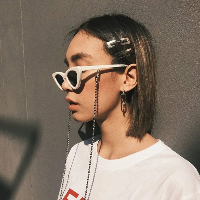 

Fashion Lanyard Sunglasses Bead Mask Chains For Women Pearl Crystal Punk Eyeglasses Chains 2021 New Fashion Jewelry Wholesale