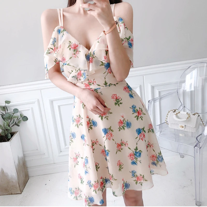 

Новинка лета 2020, приталенное шифоновое платье на бретелях с принтом в Корейском стиле